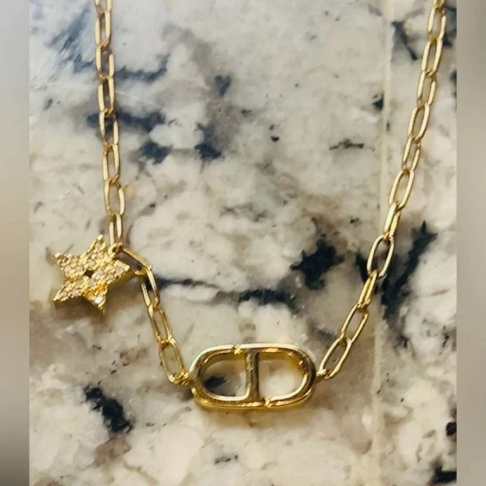 Authentic Stunning Iconic Crystal Dior Star CD Necklace - Picture 4 of 6